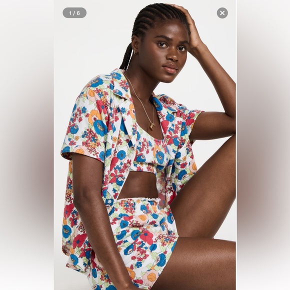 NWT Sincerely Jules Button Down Floral Top - Picture 3 of 6